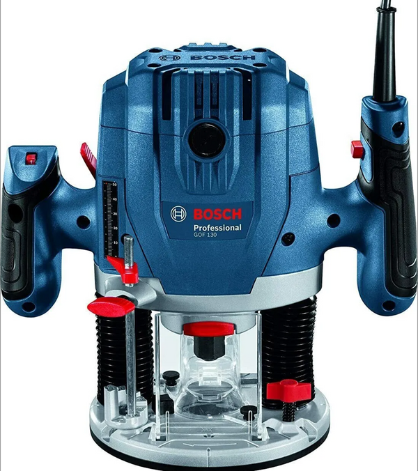 Fresadora de superficie 1300 W GOF 130 Bosch